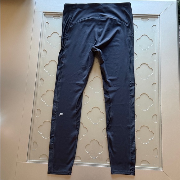 FABLETICS Motion 365+ Black High-Waisted Leggings Women’s size XL - Picture 4 of 13